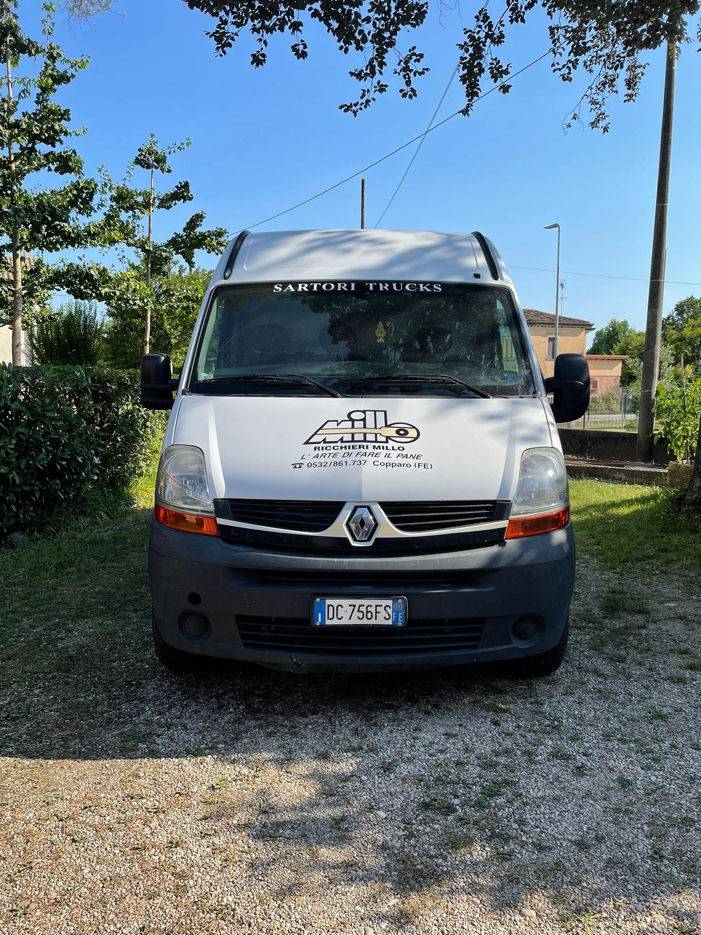 Renault Master 2.4 passo lungo tetto alto