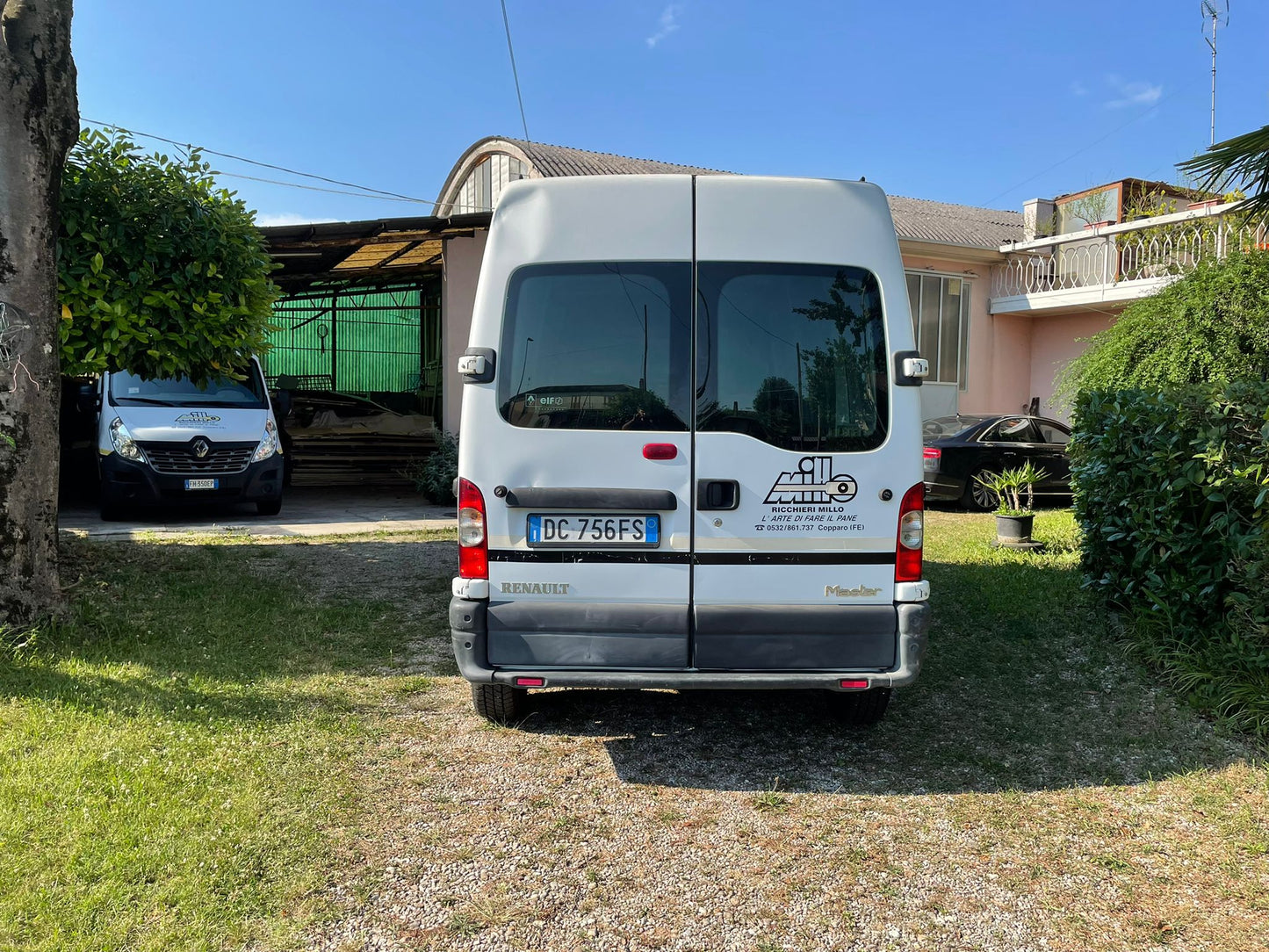 Renault Master 2.4 passo lungo tetto alto