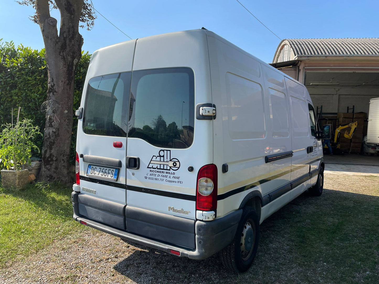 Renault Master 2.4 passo lungo tetto alto