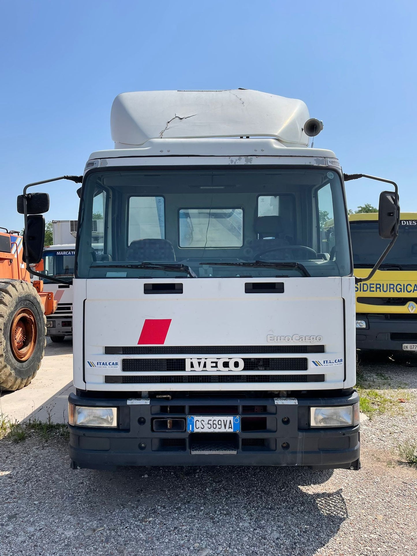 1995 IVECO EUROCARGO 150E23 con GRU EFFER