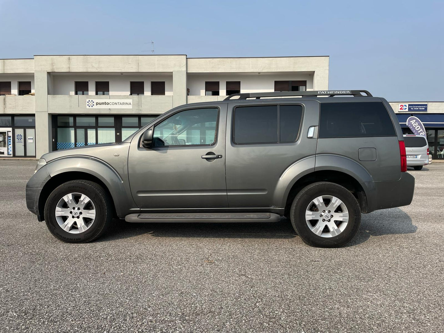 Nissan Pathfinder 4x4