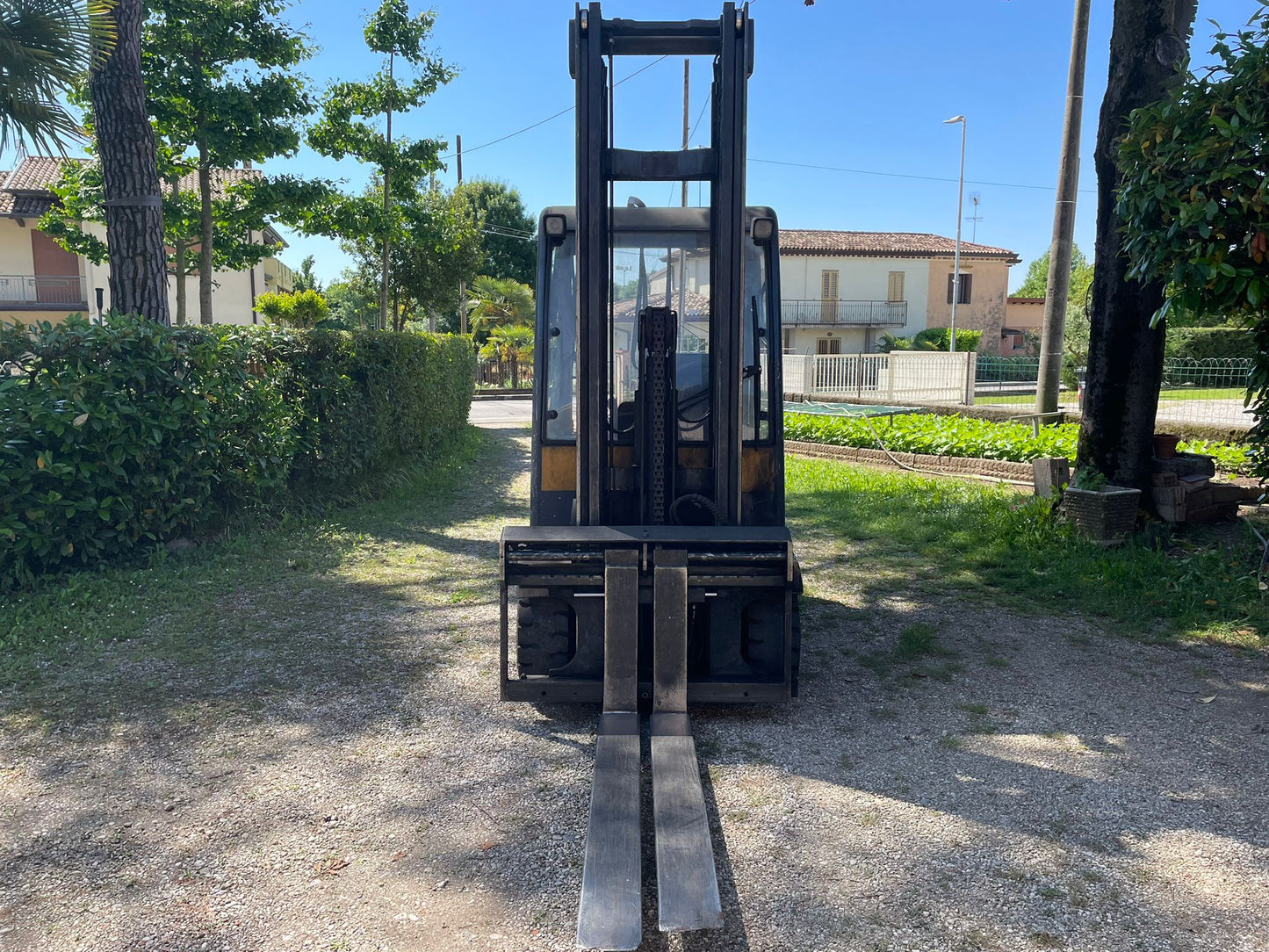 Muletto Jungheinrich EFG430 montante duplex