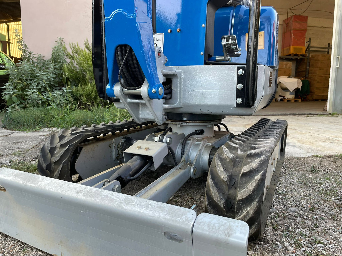 Miniescavatore Rippa carro all. 12q motore Kubota