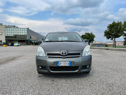 Toyota Corolla Verso 2.2 diesel 2006